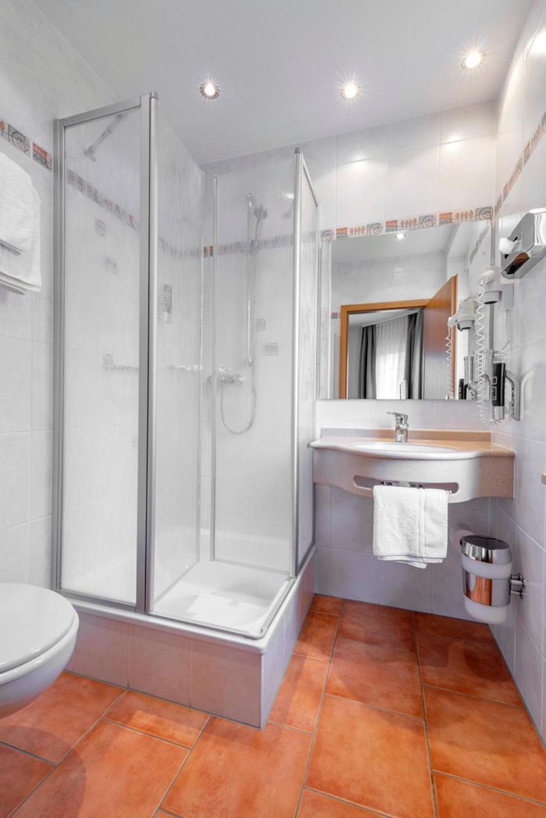 Hotel Gasthof Zum Roessle 하일브론 외부 사진